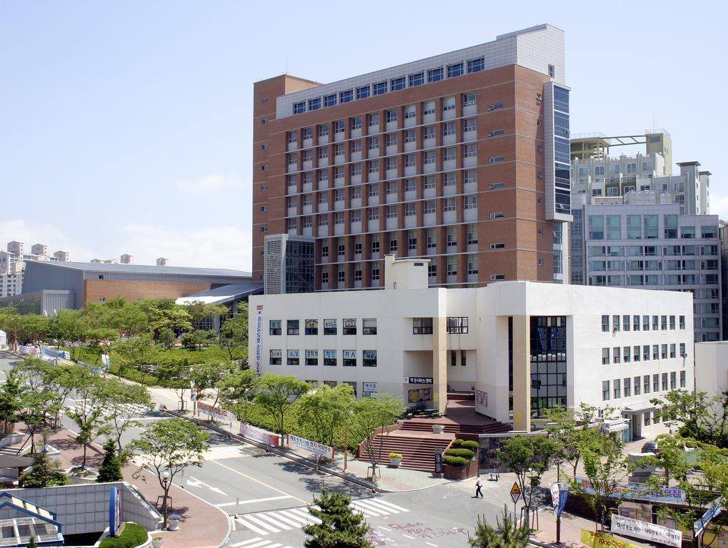 Khuôn viên trường đại học Kyungsung Hàn Quốc