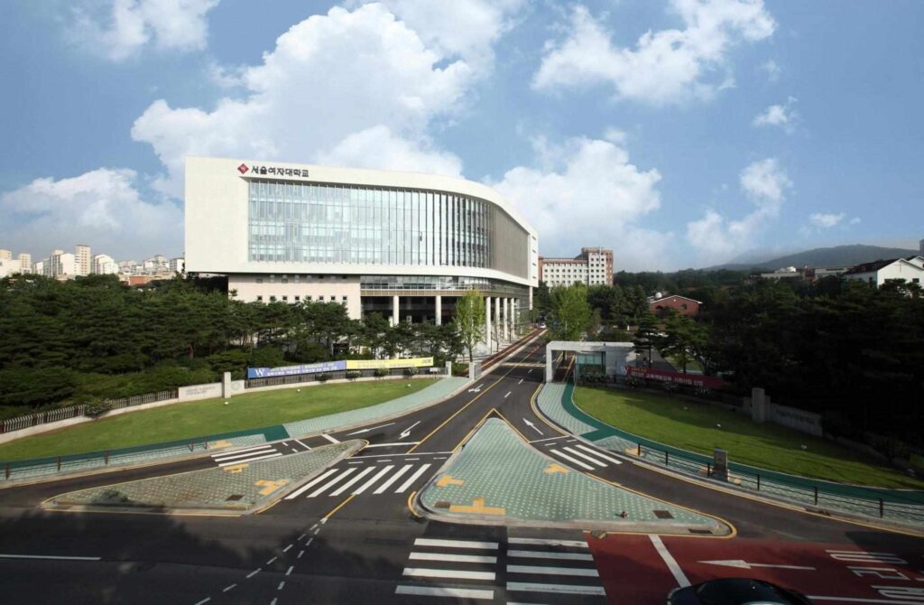Toàn cảnh khuôn viên trường đại học nữ sinh seoul