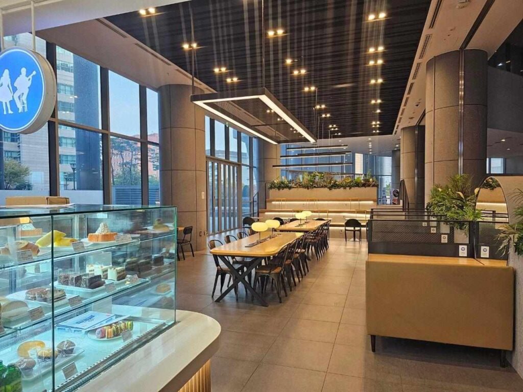 Căng tin trường đại học Chung Ang