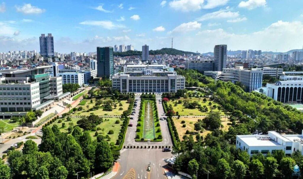 Cổng trường đại học Inha Hàn Quốc 