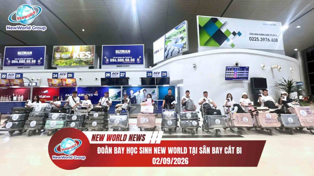 Học sinh New World bay qua trường